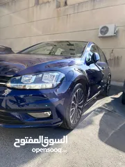  9 للبيع – Volkswagen Golf 2017  نظافة عالية جداً