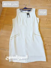 22 فساتين سهره  وعادي البيع