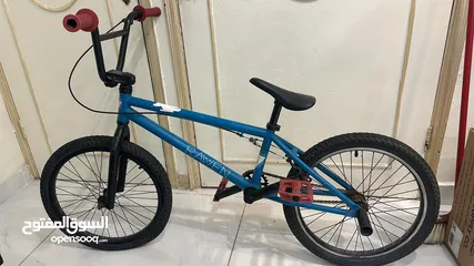  1 قاري bmx بحالة جديدة