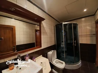  3 شقة مفروشة للإيجار 340م2 ( Property 18197 ) سنوي فقط