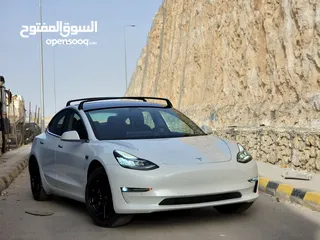  22 TESLA MODEL 3 2019 MID RANGE  تيسلا موديل ثري ميد رينج مميزه بحالة ممتازه