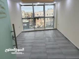  1 عيادة طبية للإيجار بموقع استراتيجي في مجمع طبي - مرج الحمام