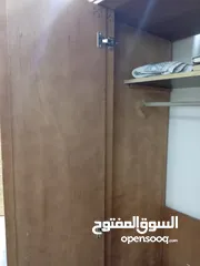  2 خزانه ست ظرف خشب لاتيه السعر 30دينار
