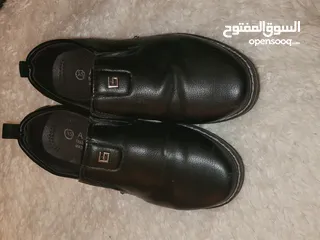  3 بدلة ولادي استخدام مرة واحده بأعتبار جديد مع كندرتها