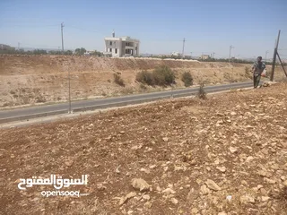  1 قطعة ارض 887 متر  في ابان