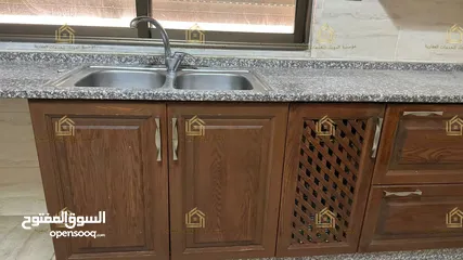  2 شقة مميزة - حي الصحابة - 3نوم 1ماستر - 200م - قرب الخدمات العامة