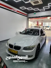  1 BMW 335 coupe 2012