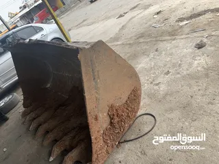 3 للبيع بكت جرافة L90 c