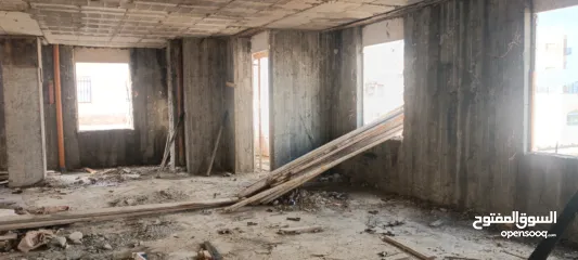  4 شقة طابق اول