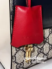  5 Gucci Small Padlock Shoulder Bag in GG Supreme Canvas & Leat...