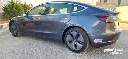  22 Tesla model 3 2018 for sal