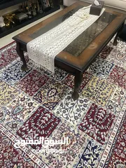  2 غرفة جلوس وطاولة سفرة وطاولة تلفزيون