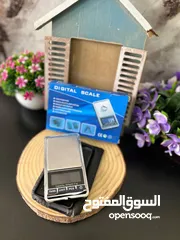  3 ميزان رقمي، سعة 500 غرام وقابلية قراءة 0.01 غرام، نظام استشعار عالي الدقة يضمن قراءات دقيقة للوزن؛