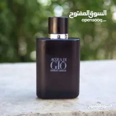  4 بكج مكون من عطرين   شامل التوصيل مع هدية