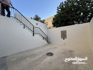  4 شقة شبه ارضي خلف سيفوي مرج الحمام جديدة وبسعر مغري جدا جدا ..  وبأقل من سعر التكلفة .