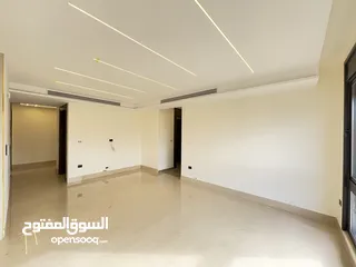  6 شقة فاخره للبيع طابق اول مساحة 235م بكردور عبدون(عميش) بسعر مميز