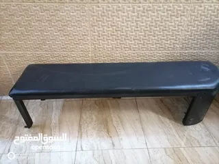  4 لوازم باص ستاريكس سلم+ مقاعد حديد منجد جلد عدد 2 +مواسير سفلية عدد 2