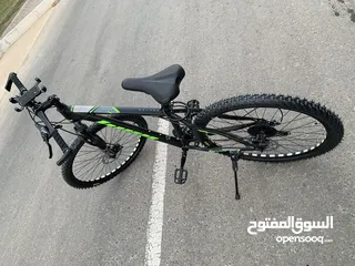  1 Bicycle one month used good condition /سيكل للبيع جديد