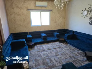  1 غرفة جلوس فراش عربي  وبرادي وسجاد للبيع اربد الحصن