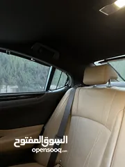  13 Lexus ES300H وارد وكفالة الوكالة المركزية مآلك وآحد اعلى صنف لكشري