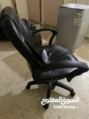  4 كرسي مكتب جلد قابل للترفيع والتنزيل وتثبيت وتحريك الظهر والدوران 360 درجة
