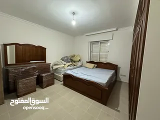  19 لقطه قرب اكاديميه عمان 200م بسعر 115الف قابل