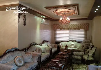  1 شقة ارضية مفروشة ثلاث غرف نوم وحديقة في الرابية