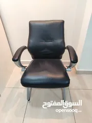  11 اثاث مكتبي للبيع