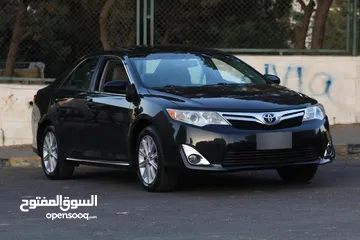  7 تويوتا كامري لون كحلي مميز موديل 2014 للبيع بحالة مممتازة لا تحتاج لأي نوع من الصيانة