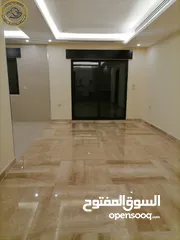 13 شقة فاخرة للبيع في الكرسي - قرب المخابرات 205م مع حديقة وترسات 130م تشطيب سوبر ديلوكس لم تسكن