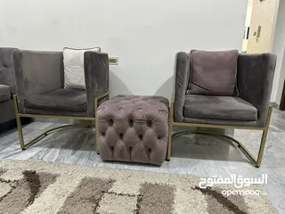  9 طقمين كنب فرش نظيف اسفنج دنلوب