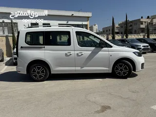  4 فولكس فاجن كادي ترخيص 2022 محرك 2000 ديزل  جير عادي