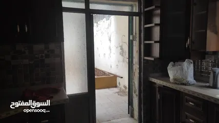  9 إعلان شقة للبيع في رام الله