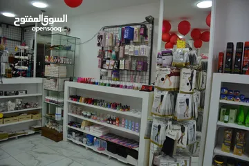  4 محل اكسسوارات للبيع