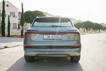  5 Audi E-Tron 55 Quattro 2021