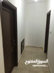  6 شقة سكن أ ضاحية الامير علي طريق المطار بجانب مدارس بيت المقدس 130 متر مربع طابق 2