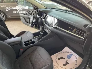  7 كيا نيرو 2020 اسود فحص كامل 7 جيد البيع بسعر مغري مجمرك او بدون