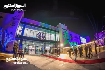  2 محل تجاري في لاكاسا مول
