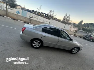  4 هونداي افانتي