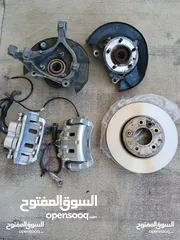  2 قطع سوزوكي xl7  من موديل 2007 لي 8 و 9  الاصلية  يباني