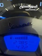  6 Vespa vxl black