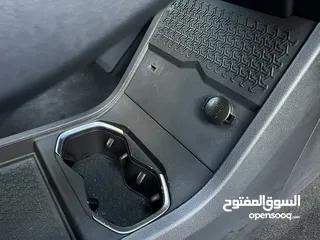  9 Neta U PRO 400 مع فتحة بحالة الوكالة