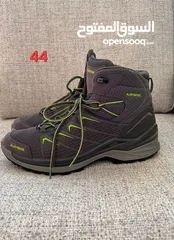  8 أحذية عالمية متخصصة للهايك والتسلق والرحلات الجبلية  best hiking shoes