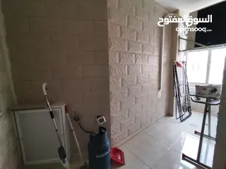  7 روف مطل مفروش للإيجار في بيتونيا دوار الفواكه على الشارع الرئيسي