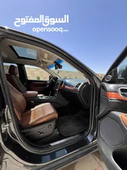 13 Jeep Grand Cherokee OverLand 2011 للبيع