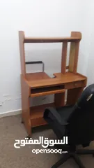  1 طاولة كمبيوتر + كرسي مكتبي
