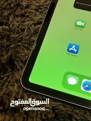  8 ايباد برو 3 ( 12.9inch , 512gb )