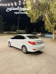  2 هونداي اكسنت ماطور 1600 جير 4غيار