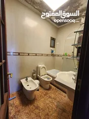  9 شقة استثمارية للبيع في ام اذينة - REF: 14673