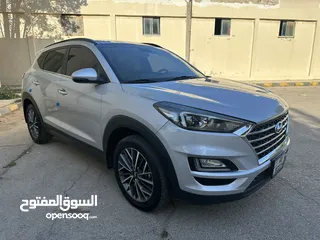  4 هيونداي توسان موديل 2020 وارد الشركة أستخدام شخصي فل كامل مع بانوراما للبيع